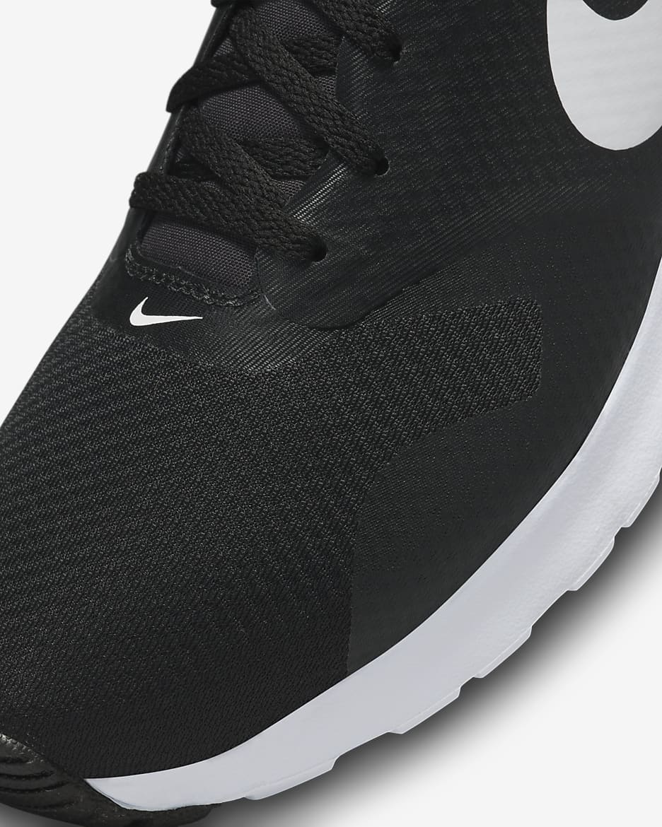 Nike air tavas price online